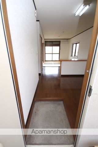丸久第12コーポ A棟の玄関写真
