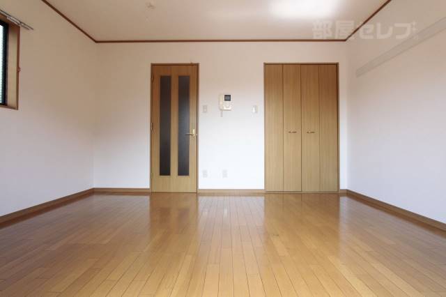 居室・リビング　※１０１号室内装写真