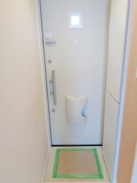 玄関　別物件同施工タイプ