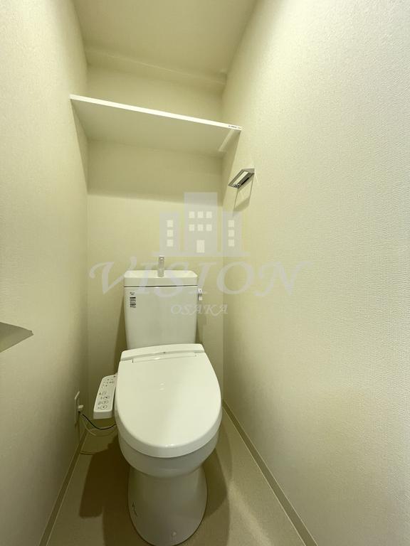 地下鉄御堂筋線 東三国駅 徒歩12分 15階建 築5年のトイレ写真