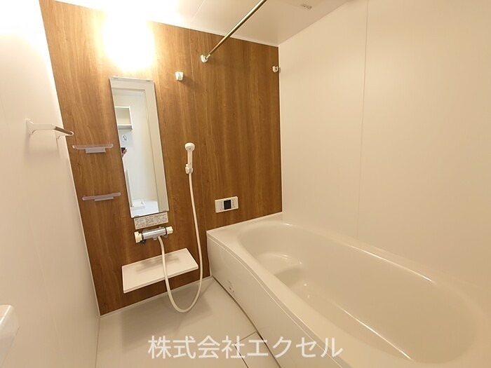 バス・シャワールーム　同等タイプのイメージ写真です。