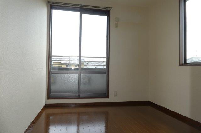 ＪＲ山陽本線 倉敷駅 徒歩12分 2階建 築27年の内装写真