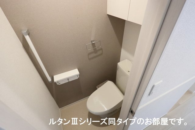 トイレ　落ち着いたトイレです