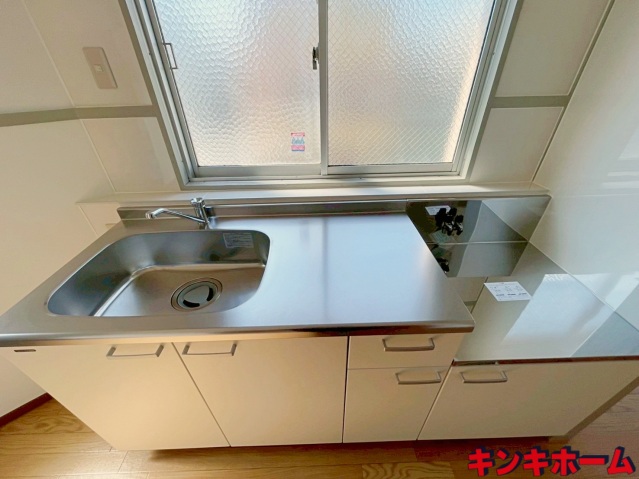 広島電鉄宇品線 広電本社前駅 徒歩2分 3階建 築43年のキッチン写真