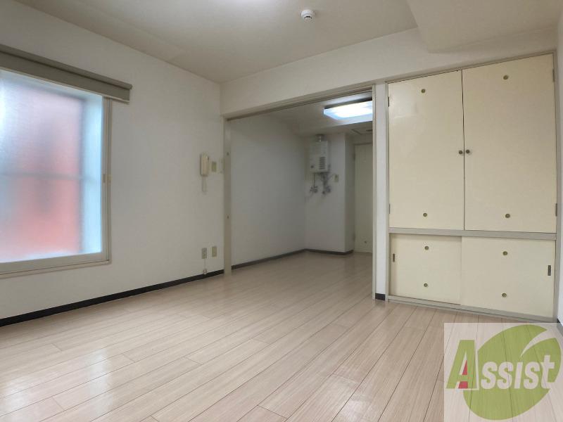 居室・リビング　明るいお部屋は気持ちよく過ごせそうですね。