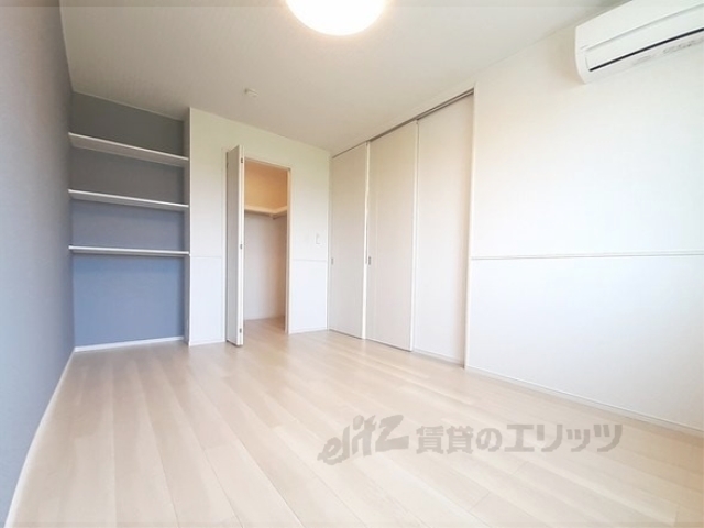 居室・リビング　同タイプのお部屋の写真です