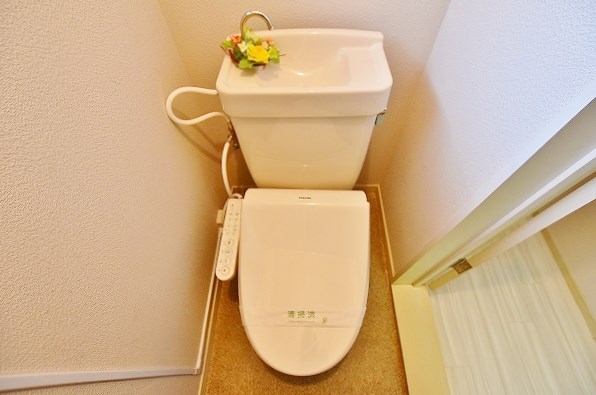トイレ　★温水洗浄便座付トイレ★