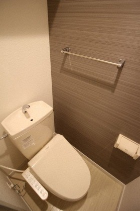 ラフレーズN34 Eastのトイレ写真