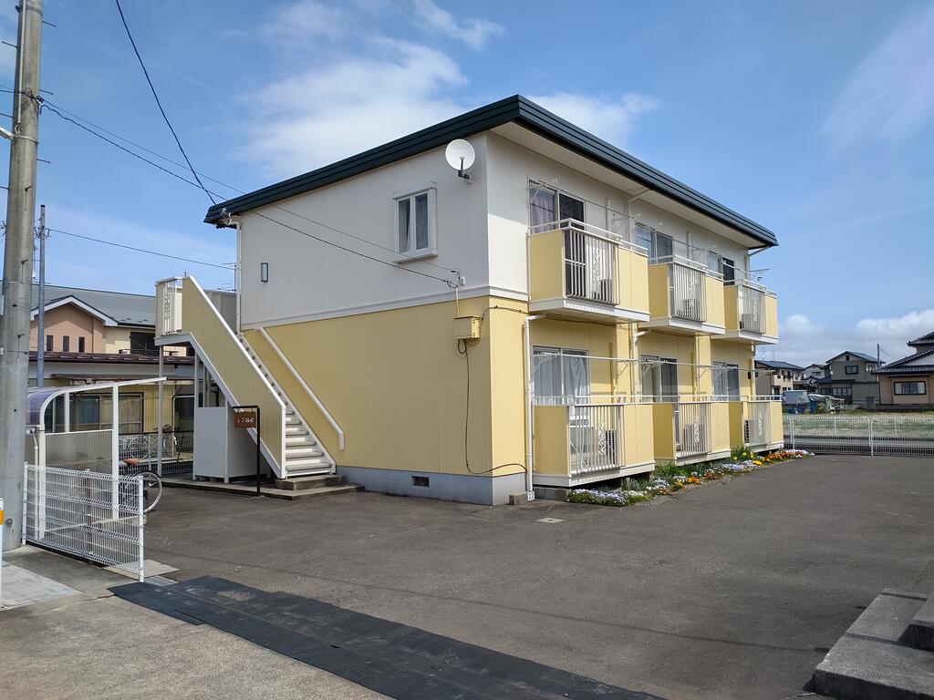 駐車場　駐車場入口