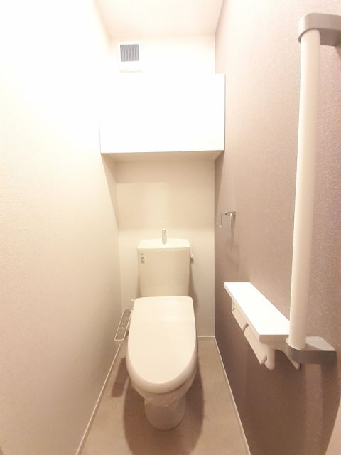 【コート　エスポアのトイレ】
