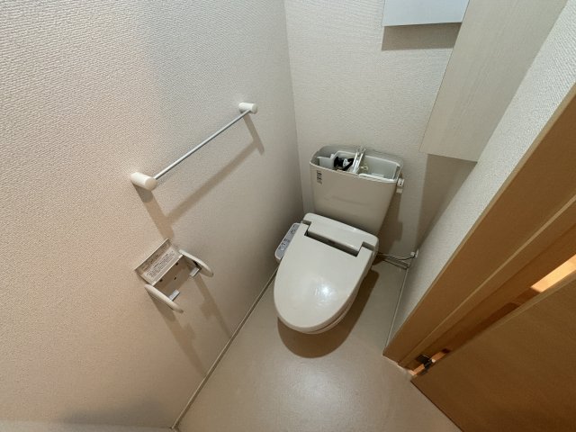 【リヴァーサイドレジデンスＡのトイレ】