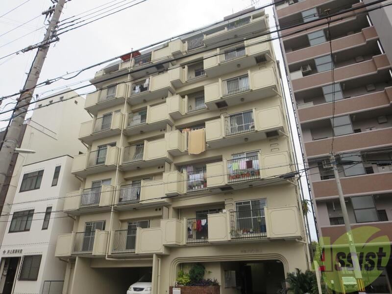 【神戸市兵庫区本町のマンションの建物外観】