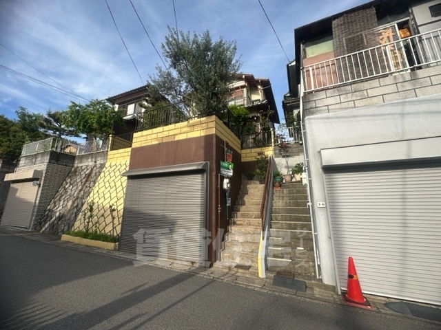 京都市伏見区桃山町日向のその他の建物外観