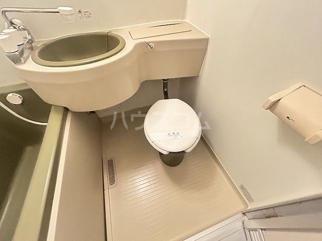 【小田原市曽比のアパートのトイレ】