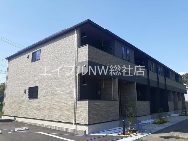 【倉敷市福田町古新田のアパートの建物外観】