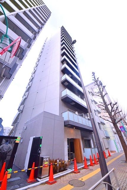 渋谷区笹塚のマンションの建物外観