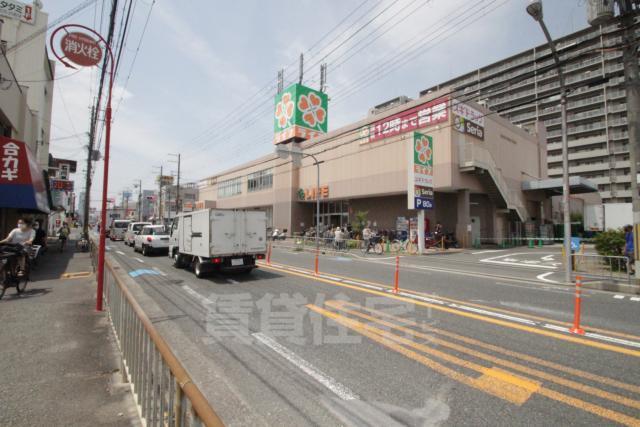 【吹田市岸部北のマンションのスーパー】