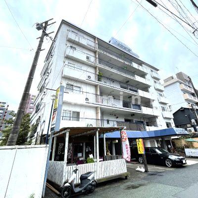 【熊本市中央区草葉町のマンションの建物外観】