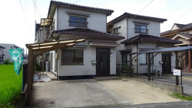 内田貸住宅の建物外観