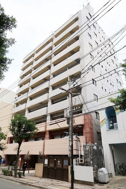 福岡市博多区大博町のマンションの建物外観