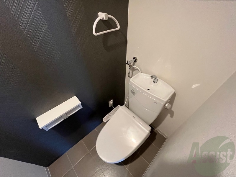 トイレ　シャワートイレになっているので快適です！