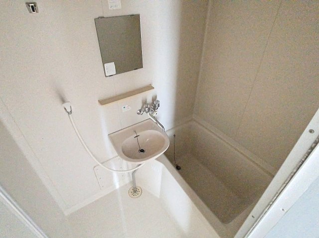 バス・シャワールーム　2025年7月撮影