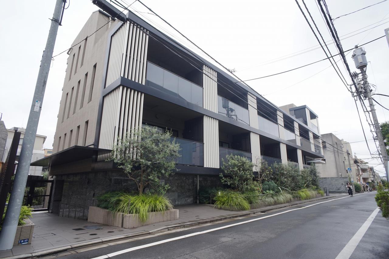 パークアクシスプレミア表参道の建物外観