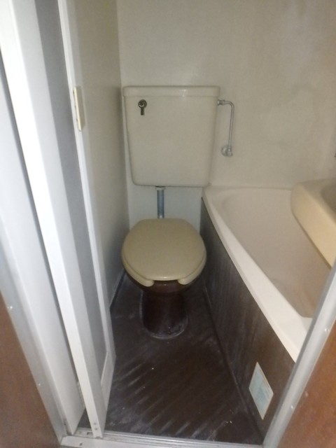 トイレ　トイレ