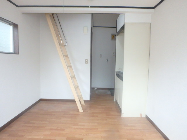 居室・リビング　リビング