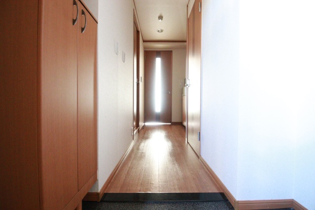 玄関　※別室の参考写真の為、現況優先です。