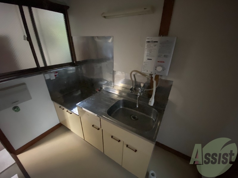 キッチン　広いキッチンで料理にやる気が出そうですね！