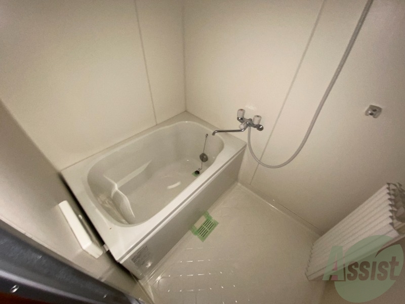 バス・シャワールーム　綺麗なお風呂で一日の疲れを吹き飛ばしましょう！