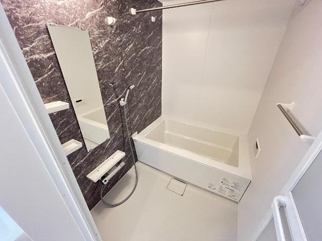 バス・シャワールーム　バス（イメージ）