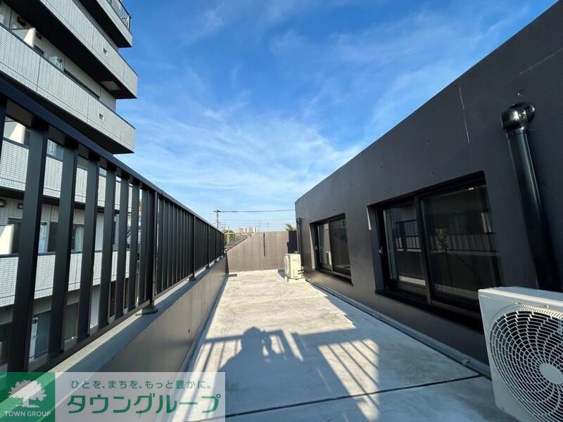 バルコニー　エントランス