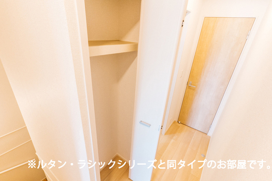 収納　※参考　同シリーズの写真です