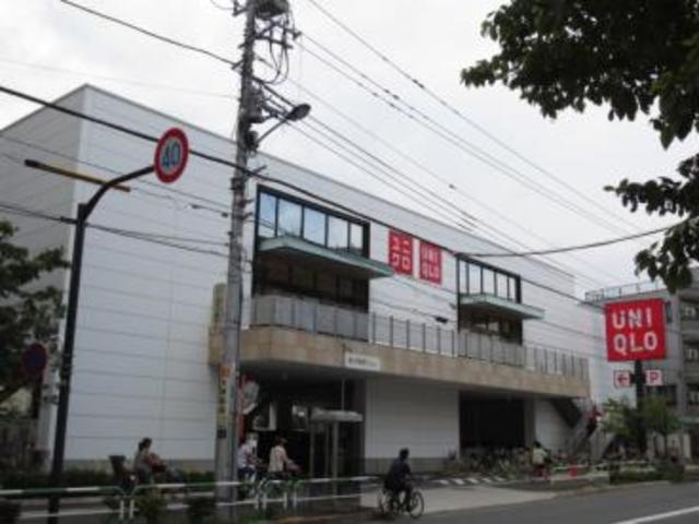 ショッピングセンター　ユニクロ王子神谷店（ショッピングセンター）まで912m