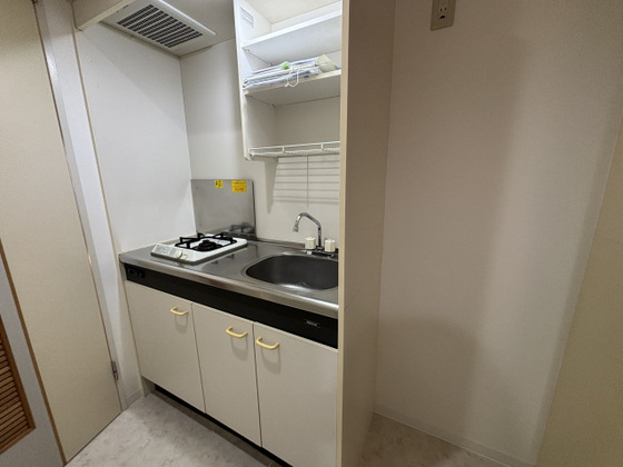 キッチン　※掲載写真は同マンション別部屋参考写真となります。