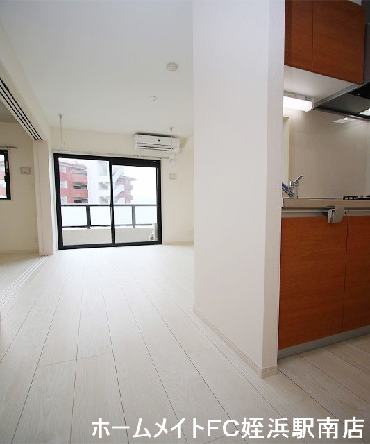 居室・リビング　★新生活は駅も近い築浅で♪★参考写真