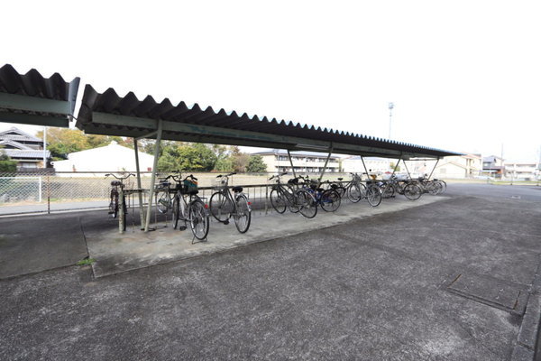 その他　駐輪場（その他）まで50m