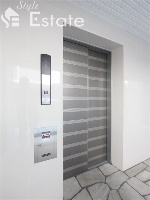 その他　エレベーター★