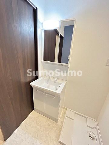 洗面設備　広い洗面スペース