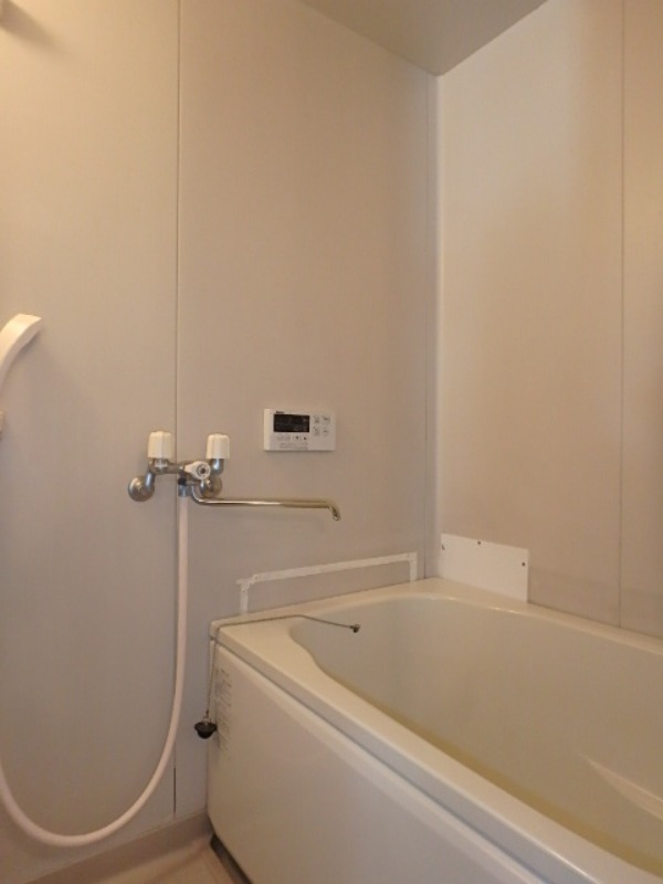 バス・シャワールーム　図面と現状に相違がある場合には現状を優先