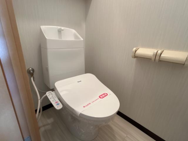 トイレ　トイレ