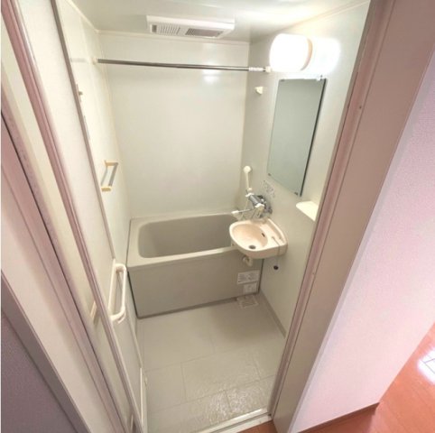 バス・シャワールーム　風呂