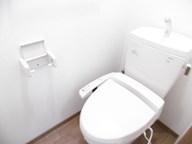 トイレ　※別部屋参考写真・現況優先※