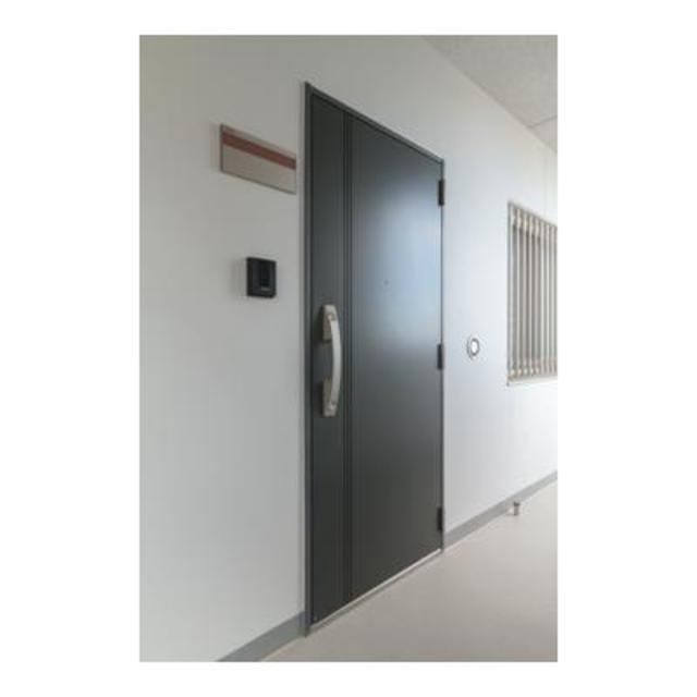 玄関　※写真は同タイプ住戸です。