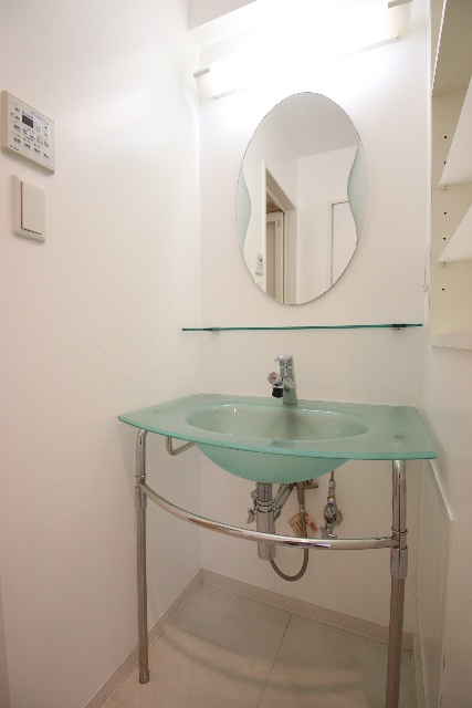 洗面設備　※別室の参考写真の為、現況優先です。