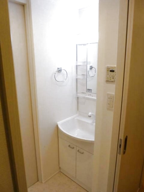 洗面設備　同仕様写真