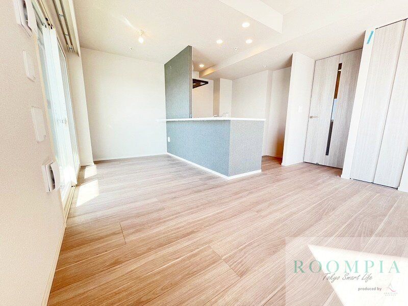 居室・リビング　物件画像