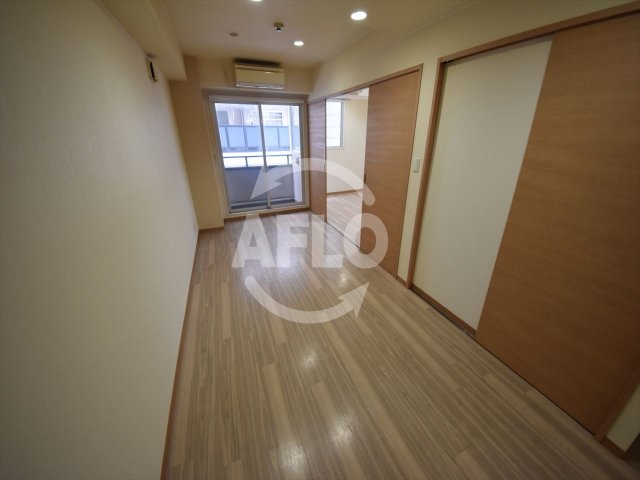 居室・リビング　ZERO　ONE谷町　リビング